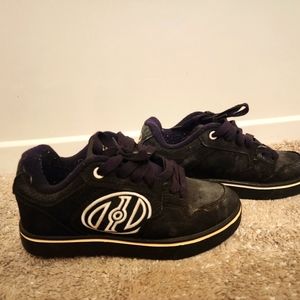 Boys heelys